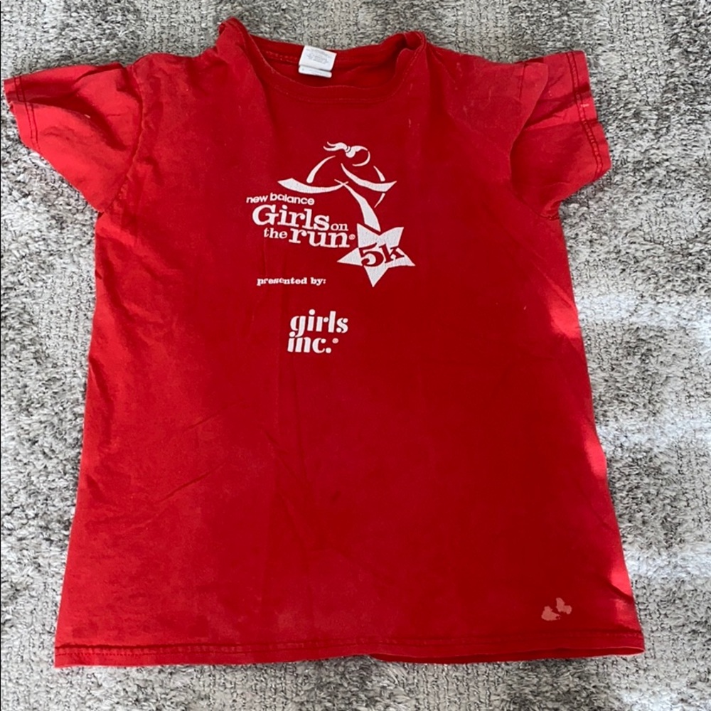 💙RED TSHIRT💙
